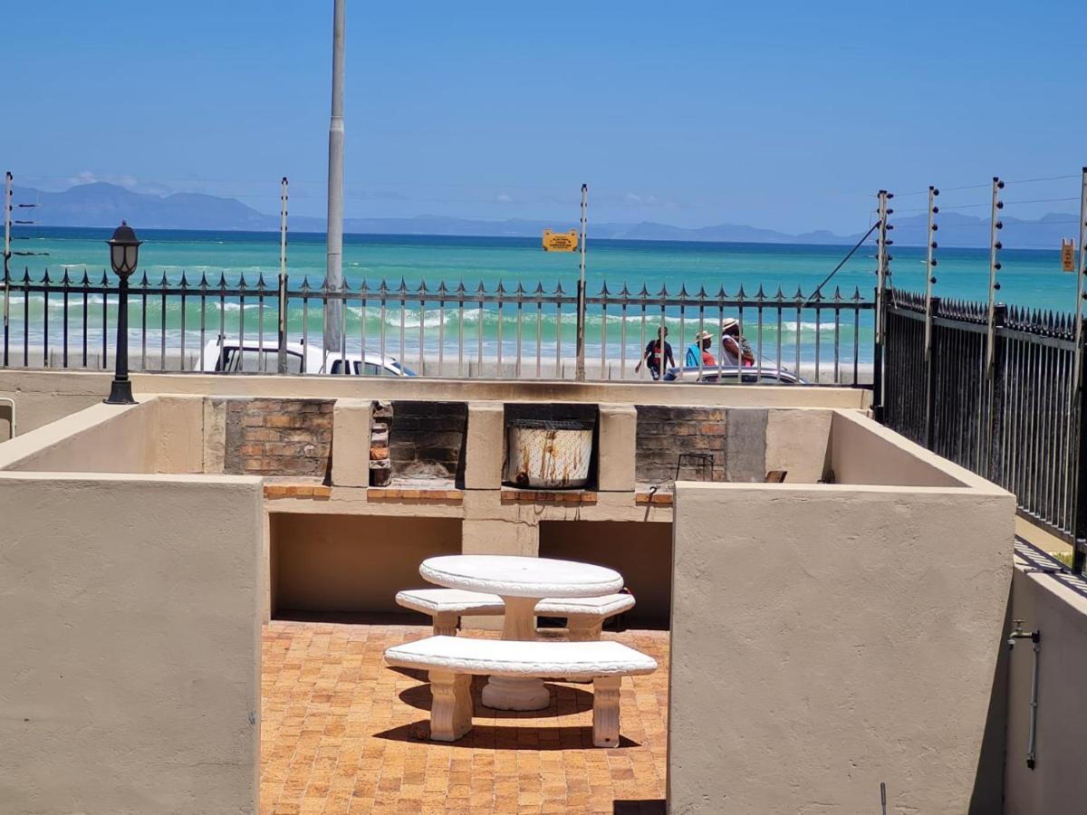 Silver Lining Beach Apartment Kapsztad Zewnętrze zdjęcie