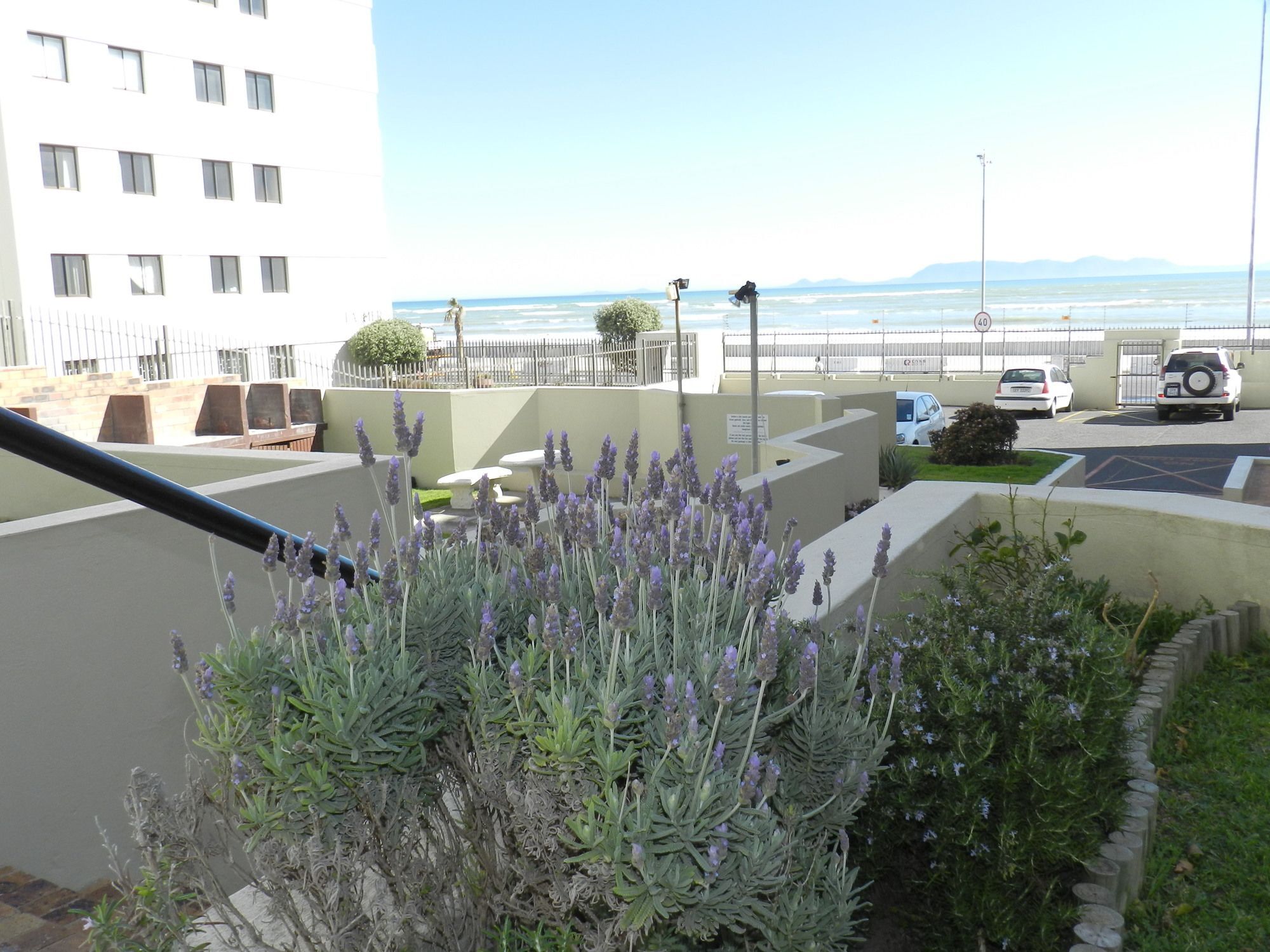 Silver Lining Beach Apartment Kapsztad Zewnętrze zdjęcie